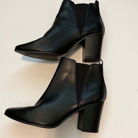 Like New Forever 21 Black Boots - Picture 2 of 7
